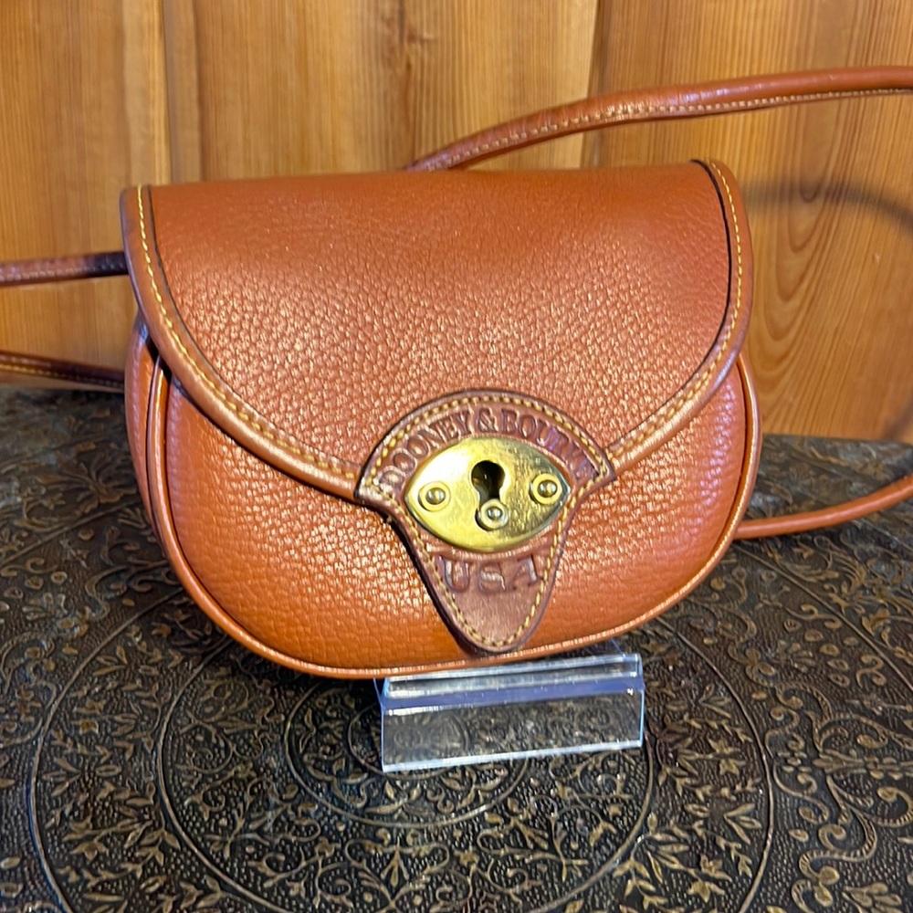 Dooney & Bourke ~ Russet ~ Belt Bag ~ Cross Body ~ Vintage ~ Mint ~ Calvary ~
